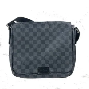 Louis Vuitton Damier Graphite Shoulder Bag (Pre-Owned)