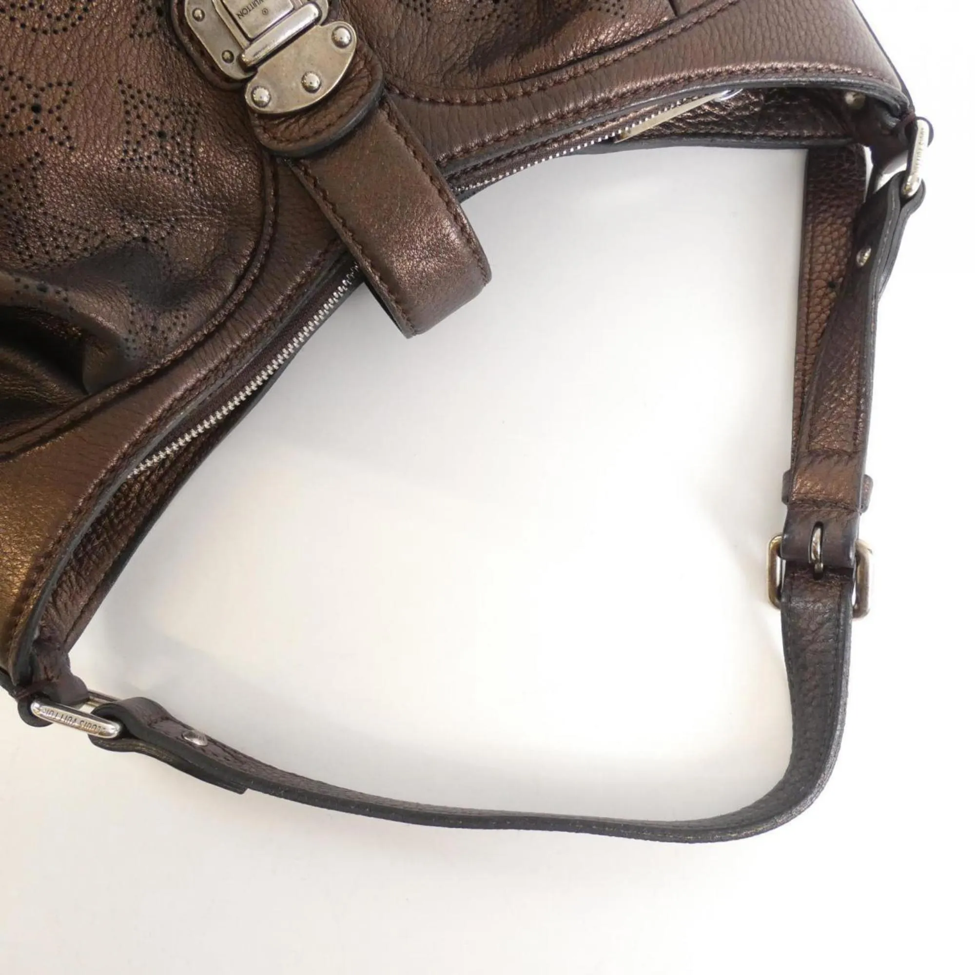 Louis Vuitton Mahina Leather Shoulder Bag (Pre-Owned)