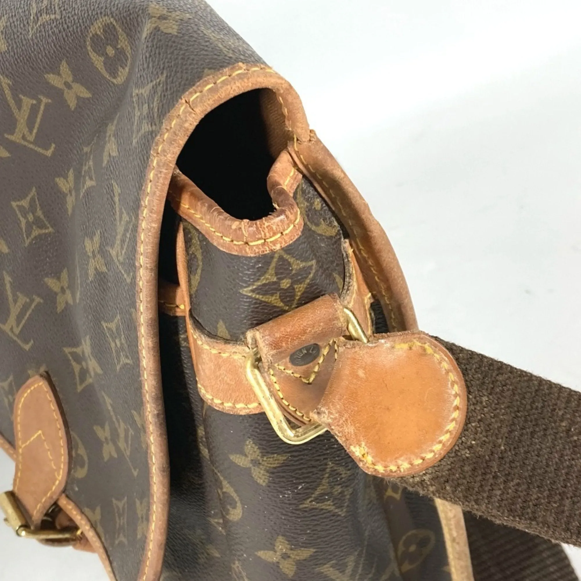 Louis Vuitton Monogram Messenger Bag Shoulder Bag (Pre-Owned)