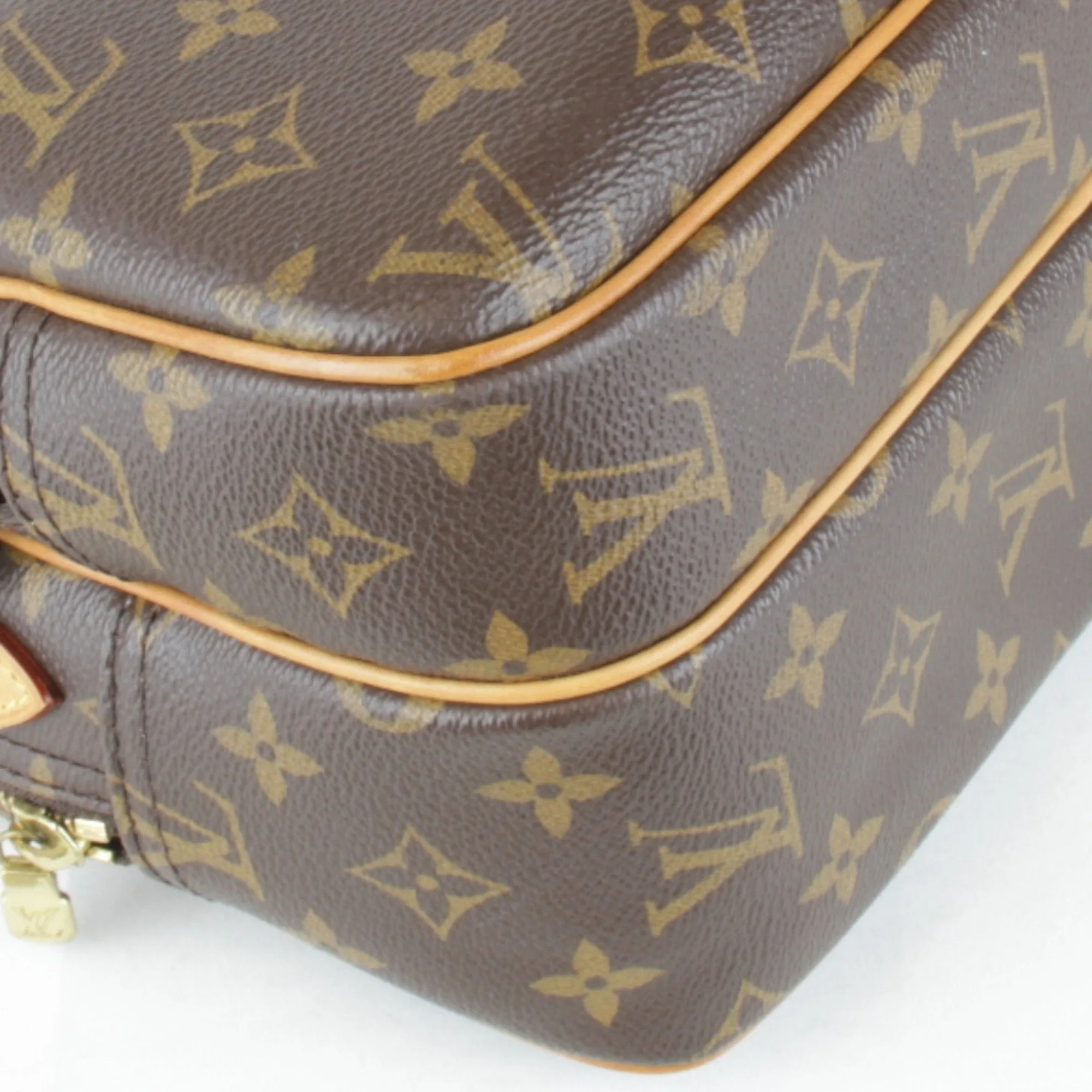 Louis Vuitton Monogram Monogram Shoulder Bag (Pre-Owned)