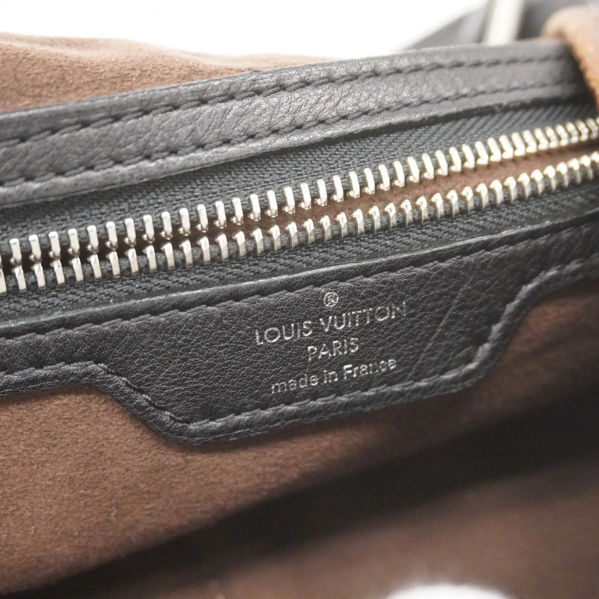 Louis Vuitton Shoulder Bag (Pre-Owned)