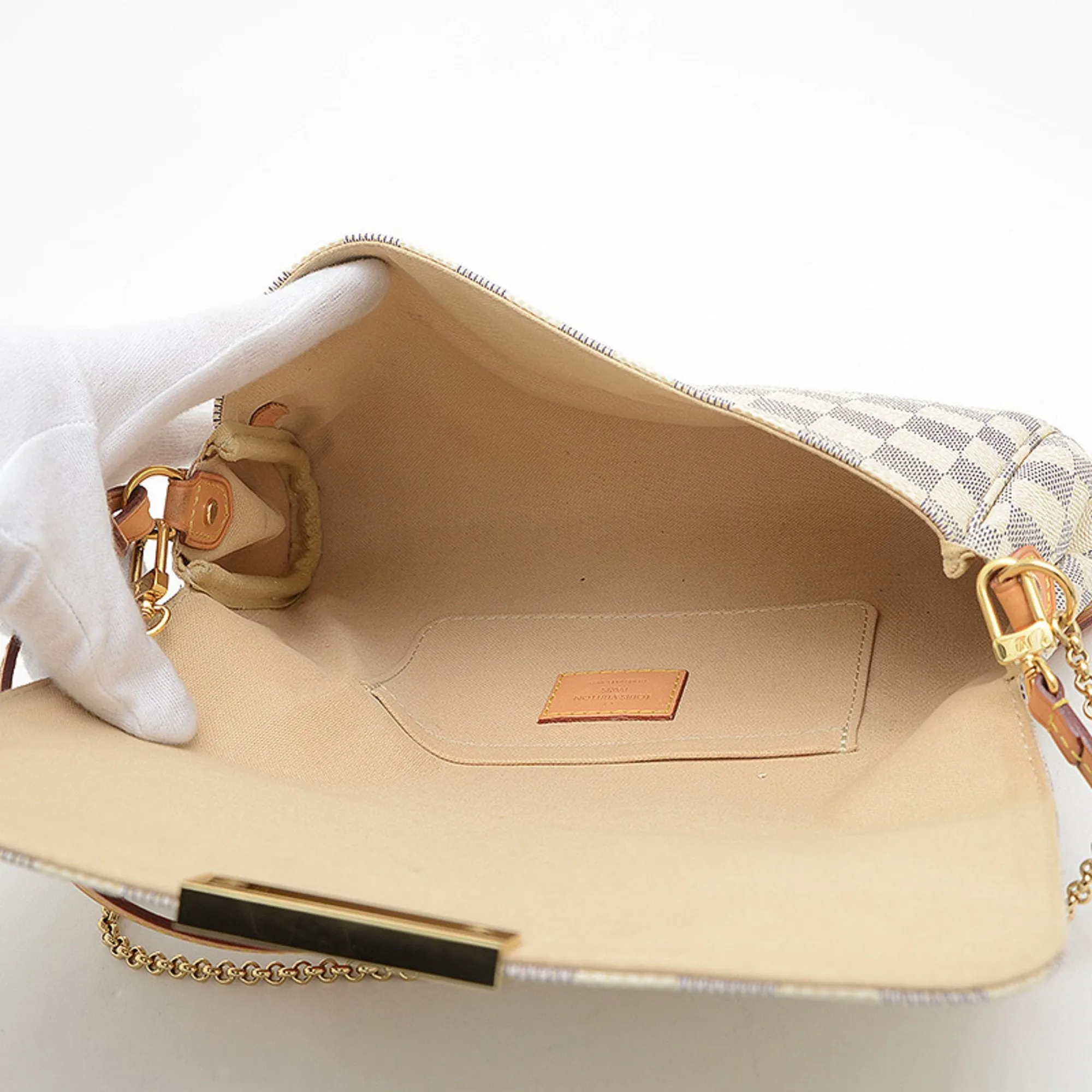 Louis Vuitton  Shoulder Bag (Pre-Owned)