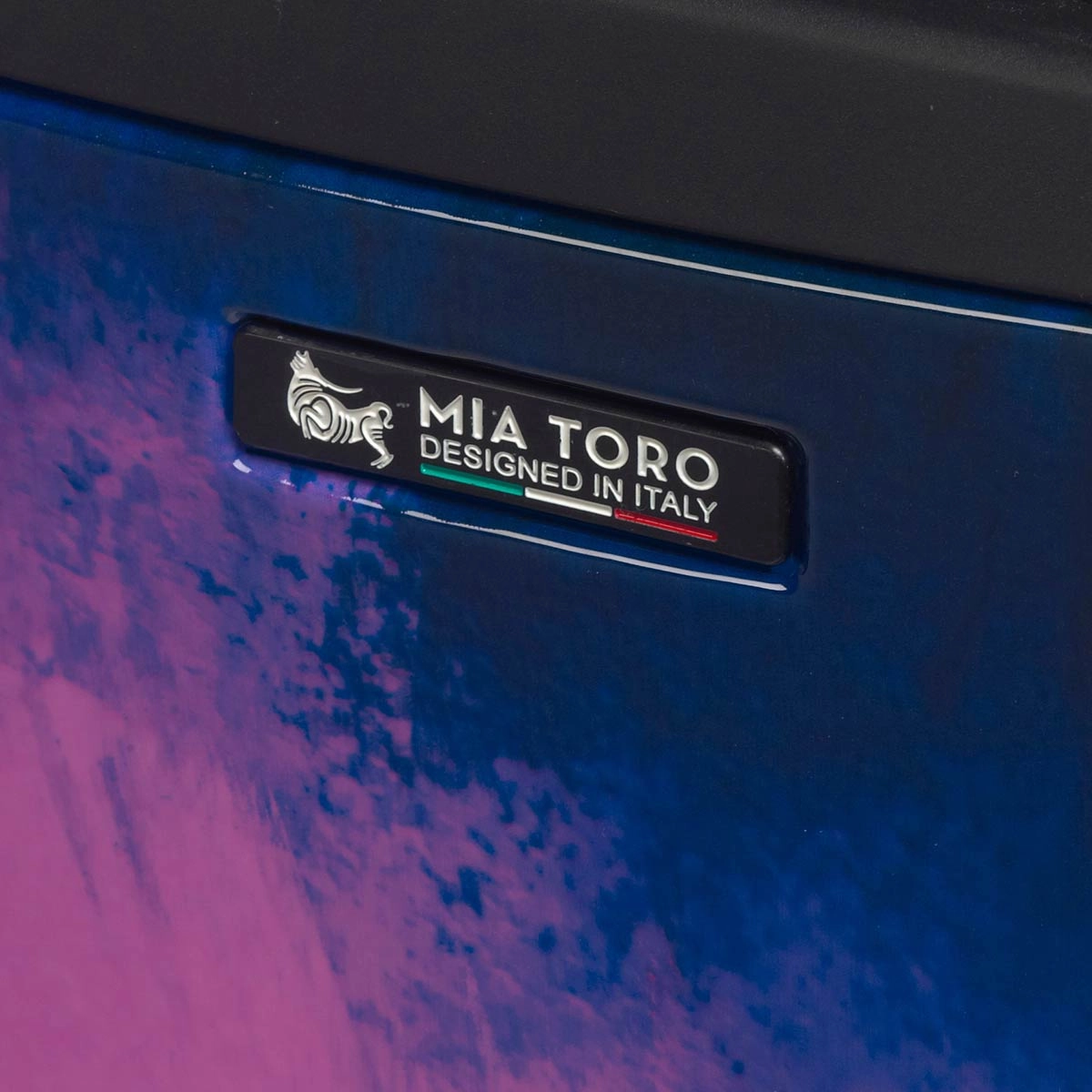 Mia Toro Prado Exotic Life Hardside Spinner Carry On
