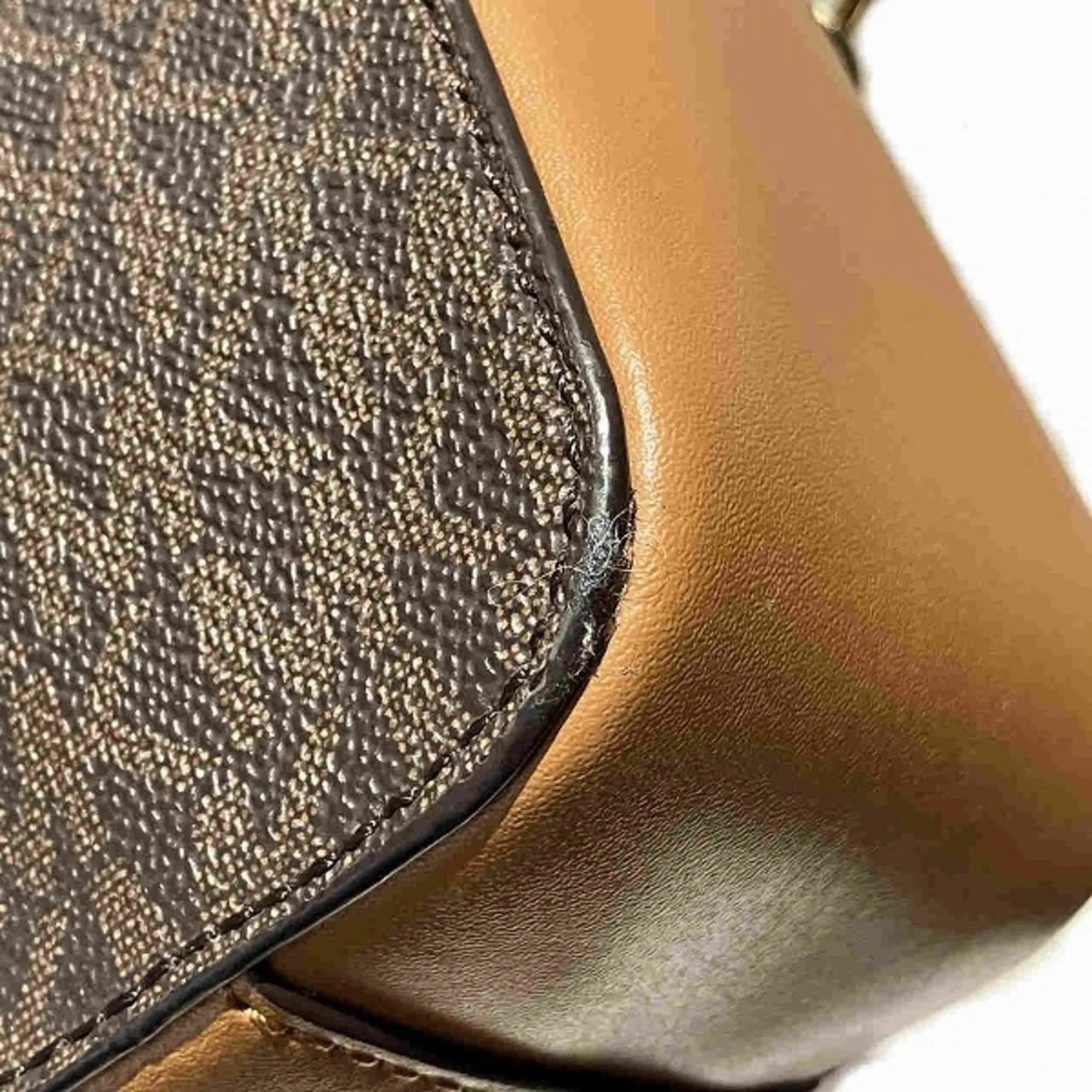 Michael Kors  Coated Canvas Leather Shoulder Bag (Pre-Owned)
