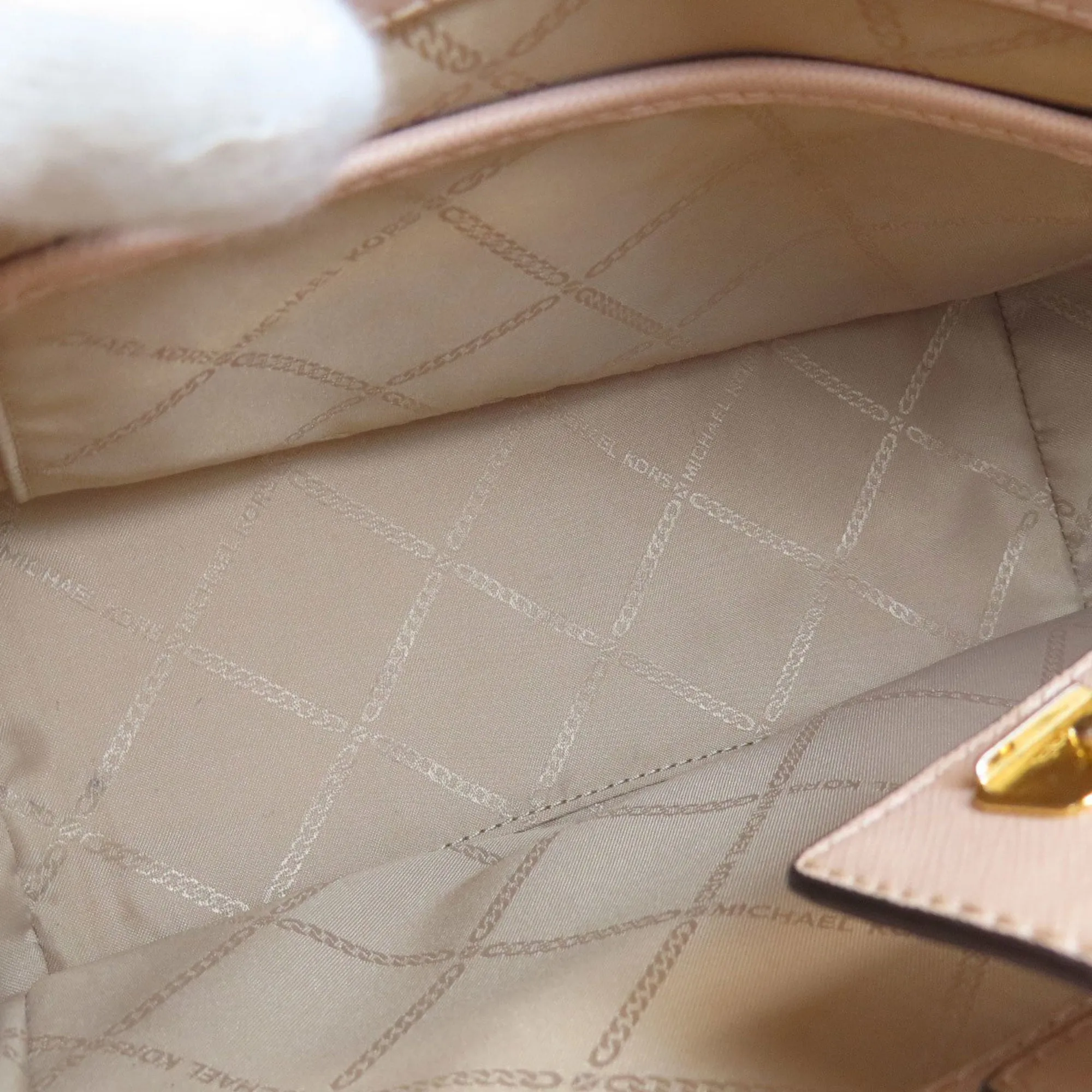 Michael Kors  Leather Handbag (Pre-Owned)