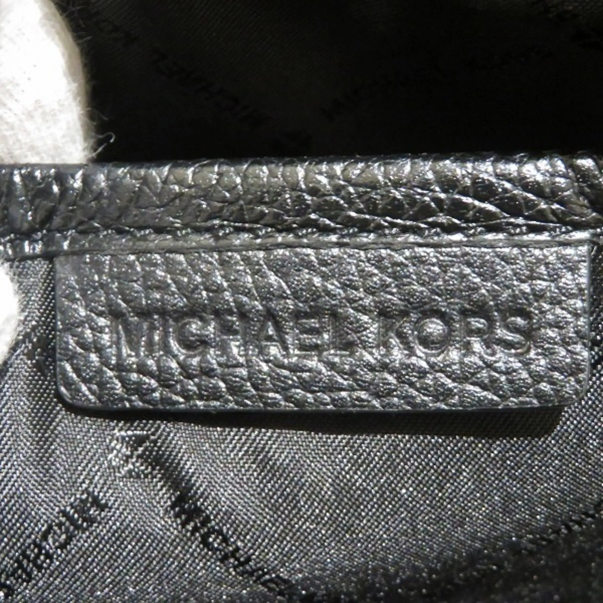 Michael Kors  Leather Shoulder Bag (Pre-Owned)