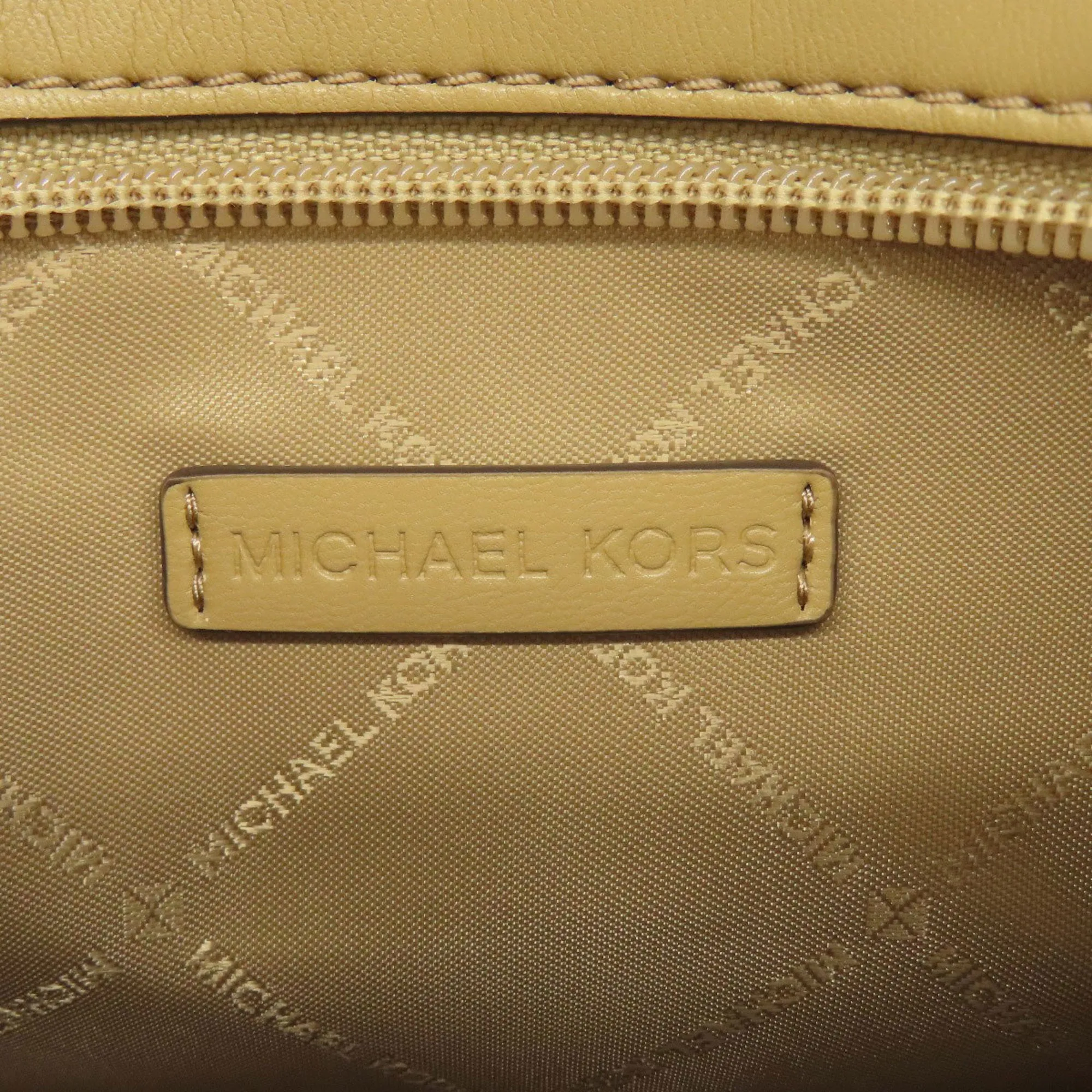 Michael Kors  Leather Shoulder Bag (Pre-Owned)