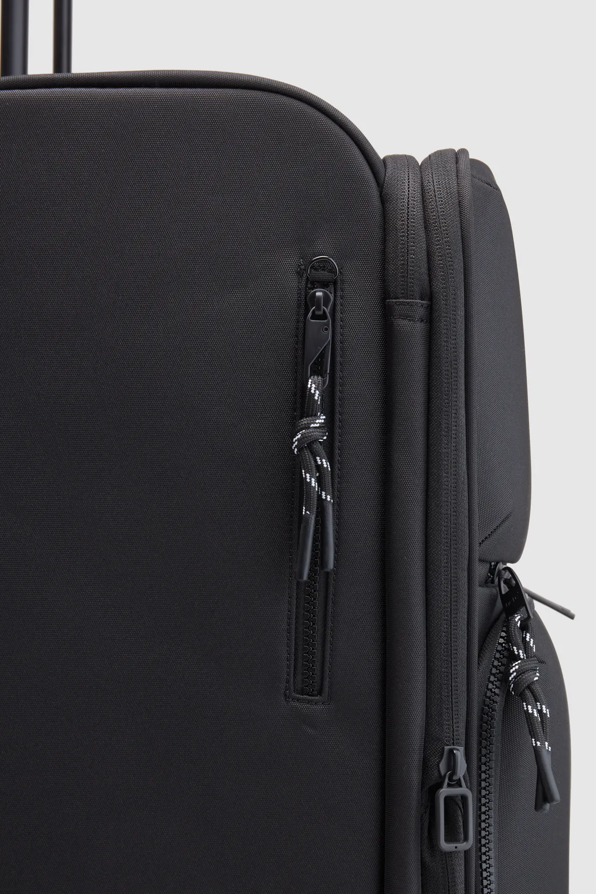 Newtown Carry-On 55cm Wheelbag