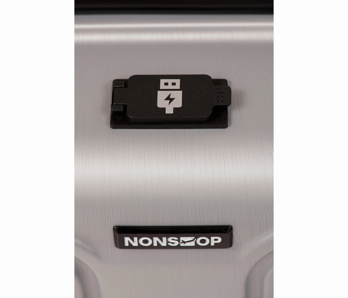NONSTOP New York 3-Piece Expandable Spinner Luggage Set with Powerbank & 3-Piece Packing Cube Set