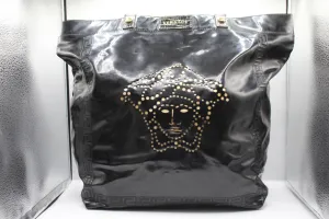 PATENT LEATHER SHOULDER BAG