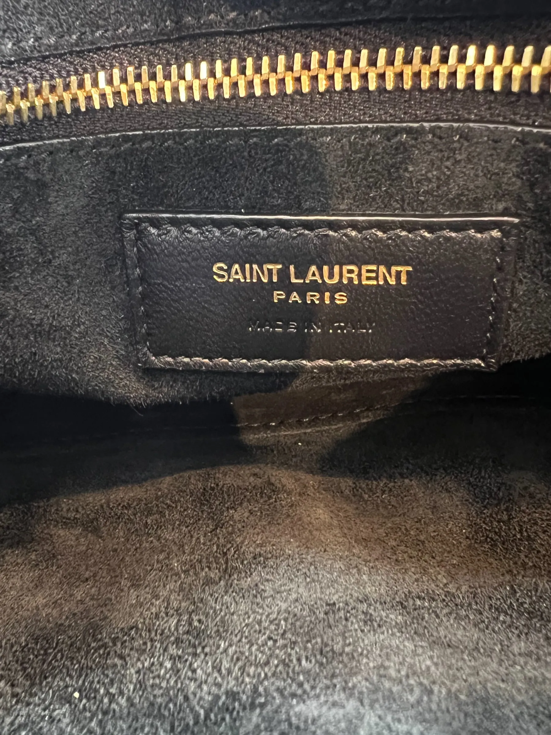Saint Laurent Black Leather Le 5 A 7 Shoulder Bag