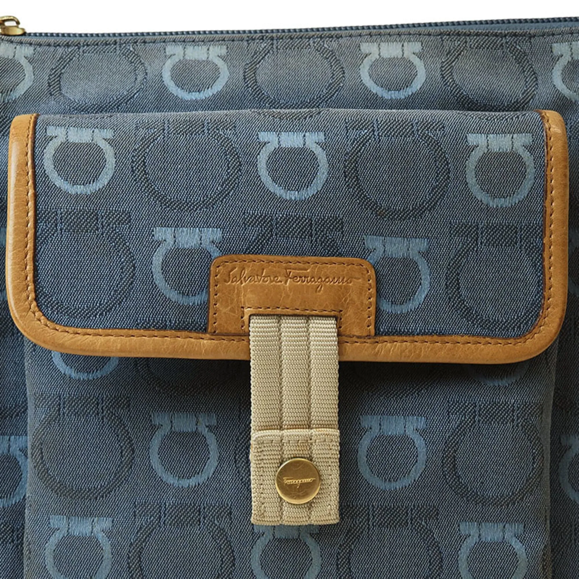 Salvatore Ferragamo Gancini  Canvas Leather Shoulder Bag (Pre-Owned)