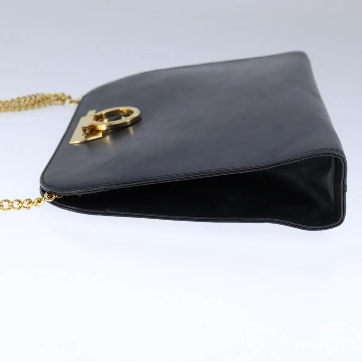 Salvatore Ferragamo Gancini Leather Shoulder Bag (Pre-Owned)