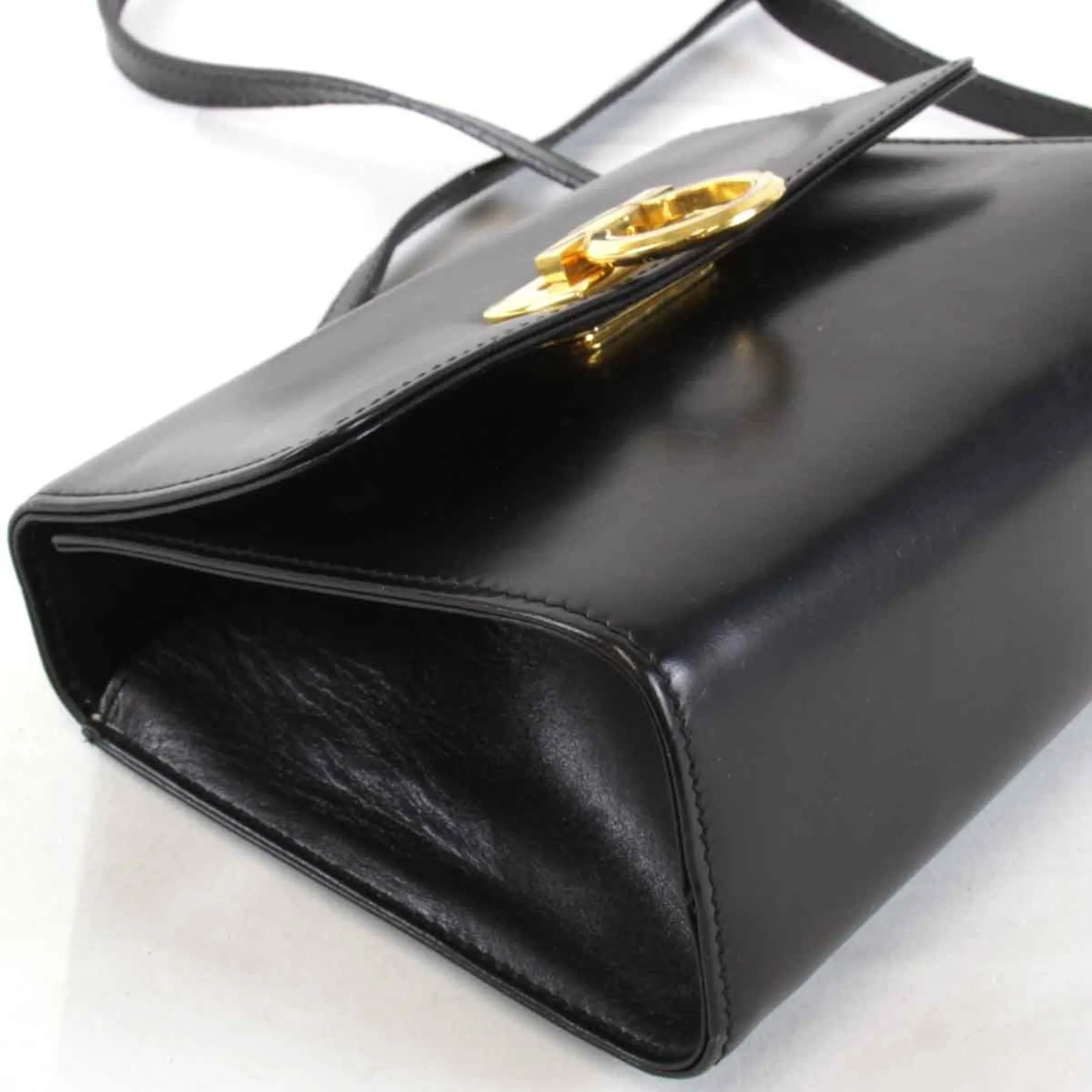 Salvatore Ferragamo Gancini  Leather Shoulder Bag (Pre-Owned)