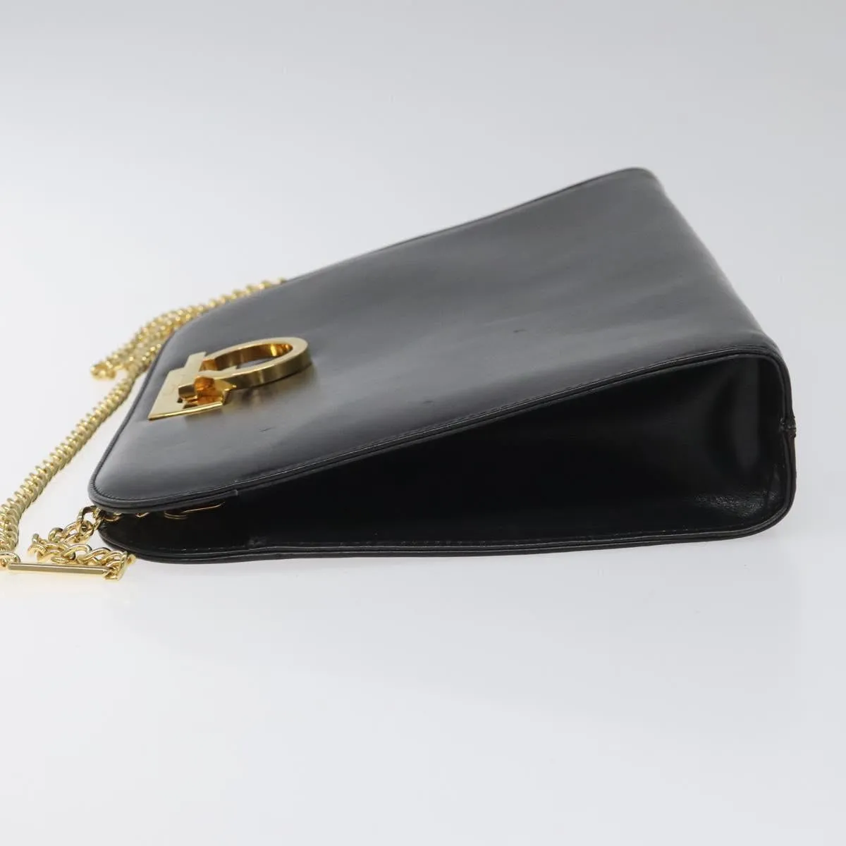 Salvatore Ferragamo Gancini Leather Shoulder Bag (Pre-Owned)