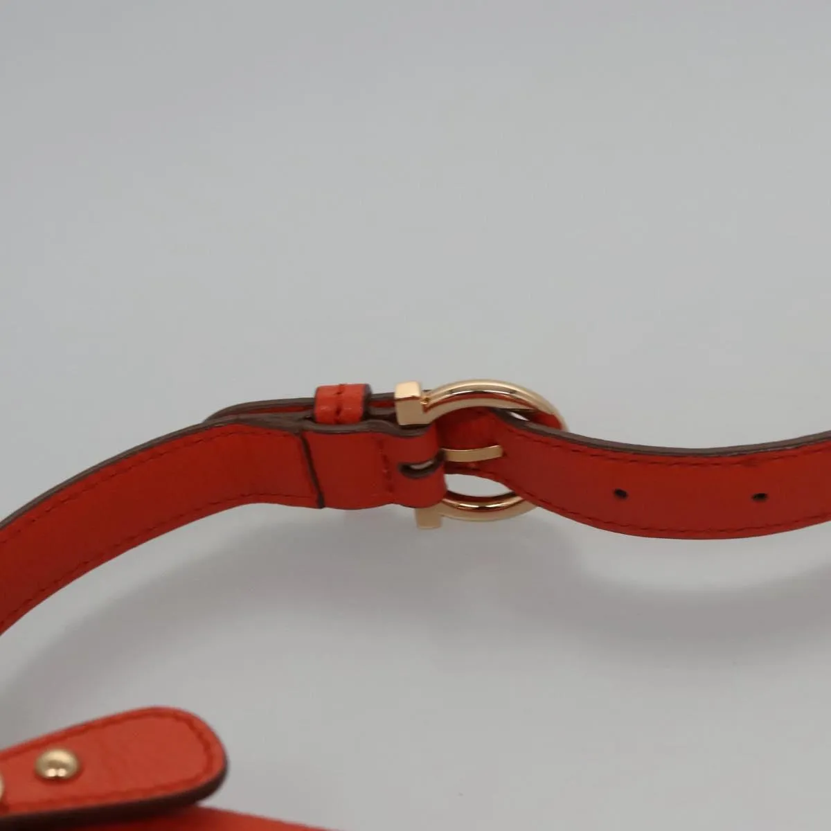 Salvatore Ferragamo Leather Shoulder Bag (Pre-Owned)