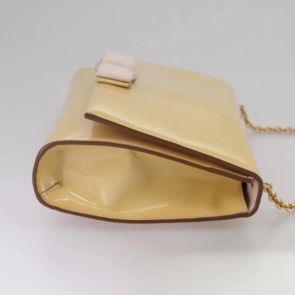 Salvatore Ferragamo Vara  Patent Leather Shoulder Bag (Pre-Owned)