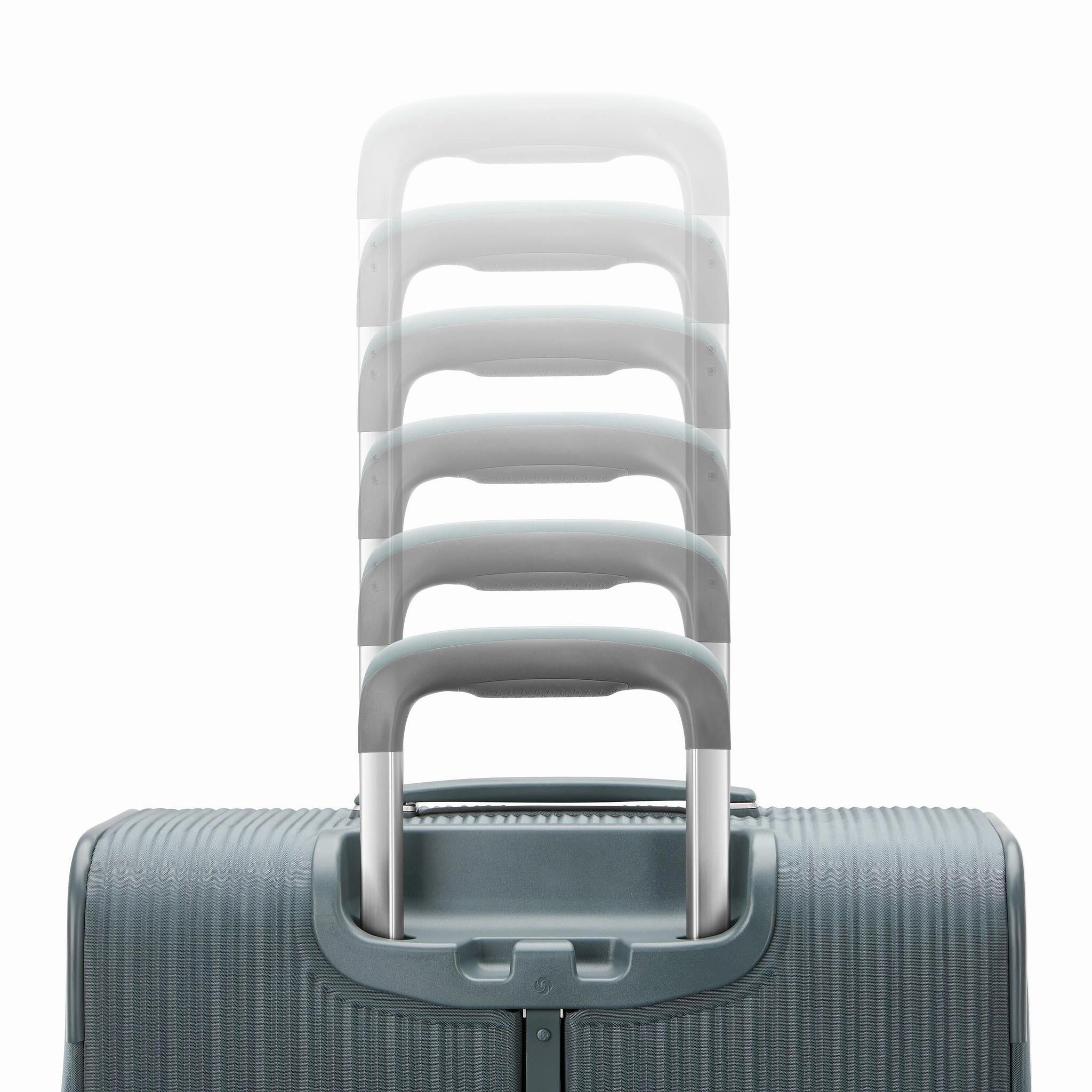Samsonite Silhouette 18 Softside Medium Expandable Spinner