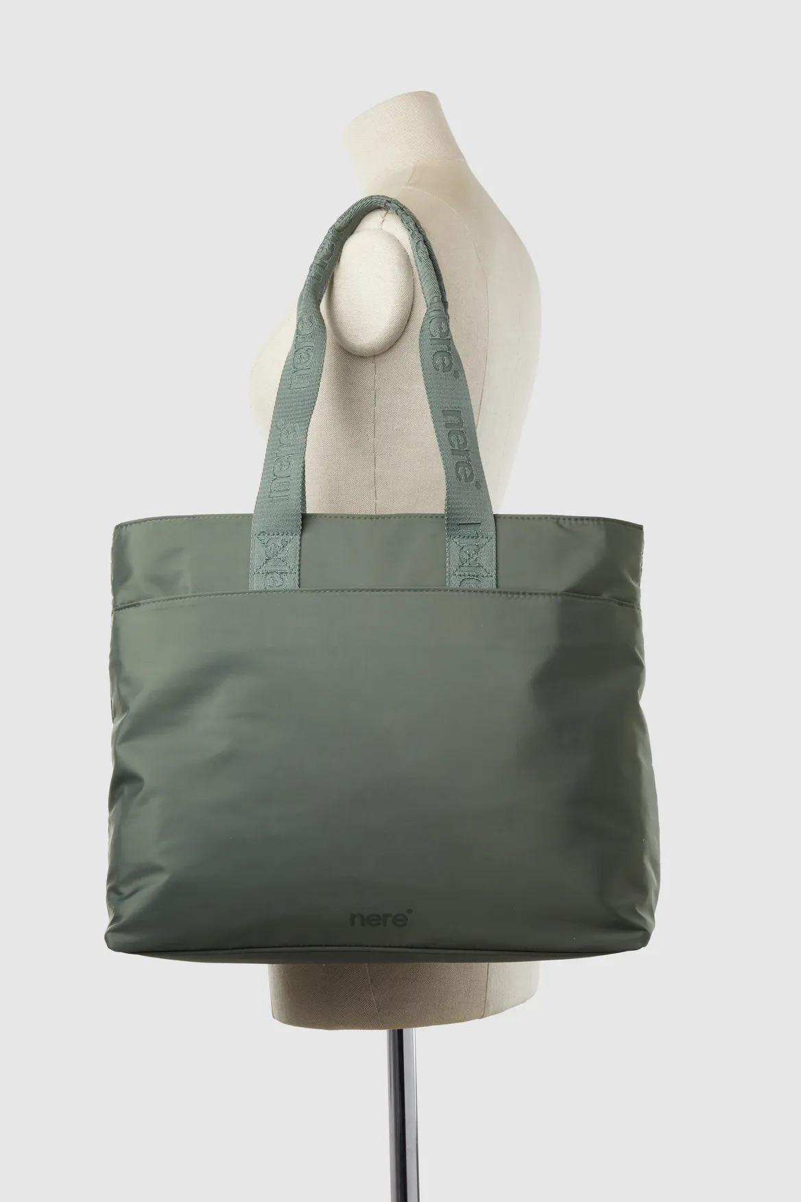 Seeker Travel Tote Bag