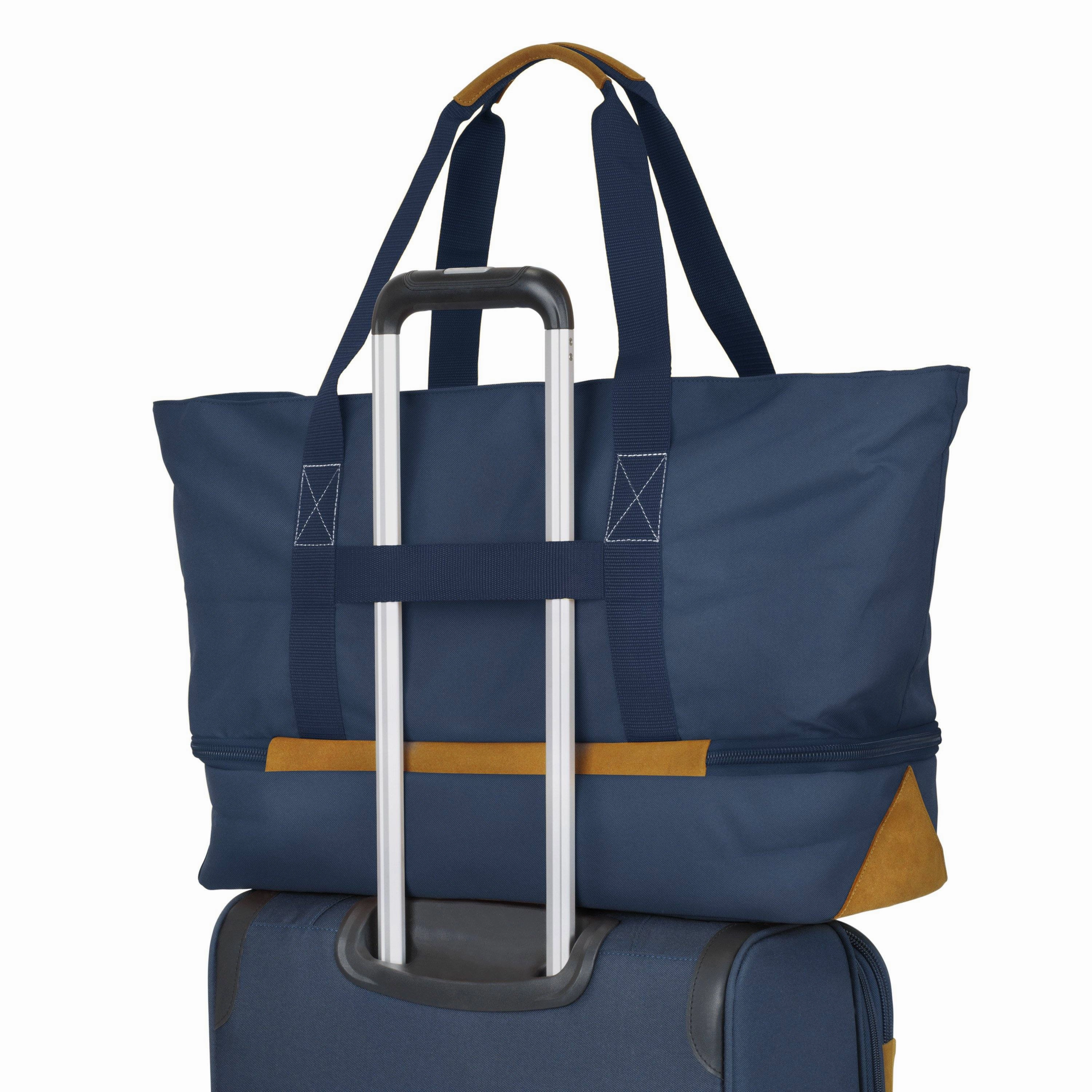 Skyway Whidbey Softside Lightweight Collection