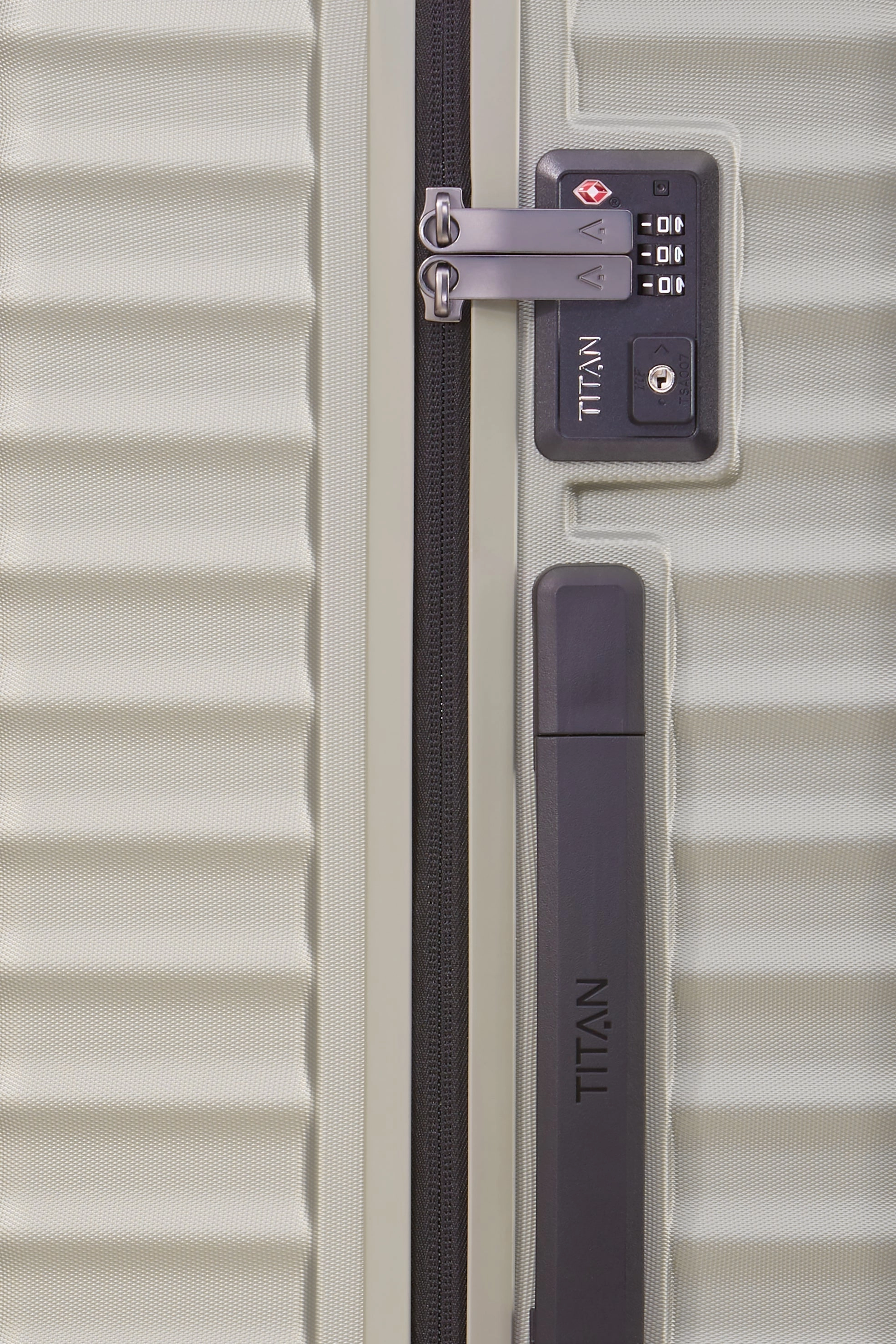 Titan LITRON Trolley M Medium Luggage