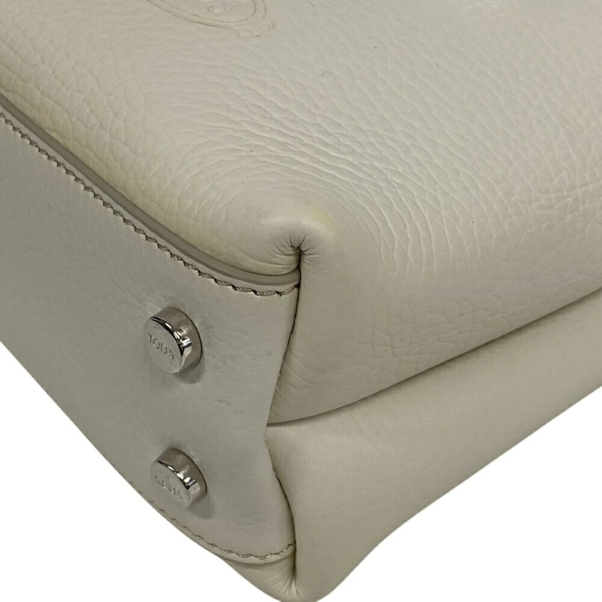 Tod's  Leather Shoulder Bag (Pre-Owned)