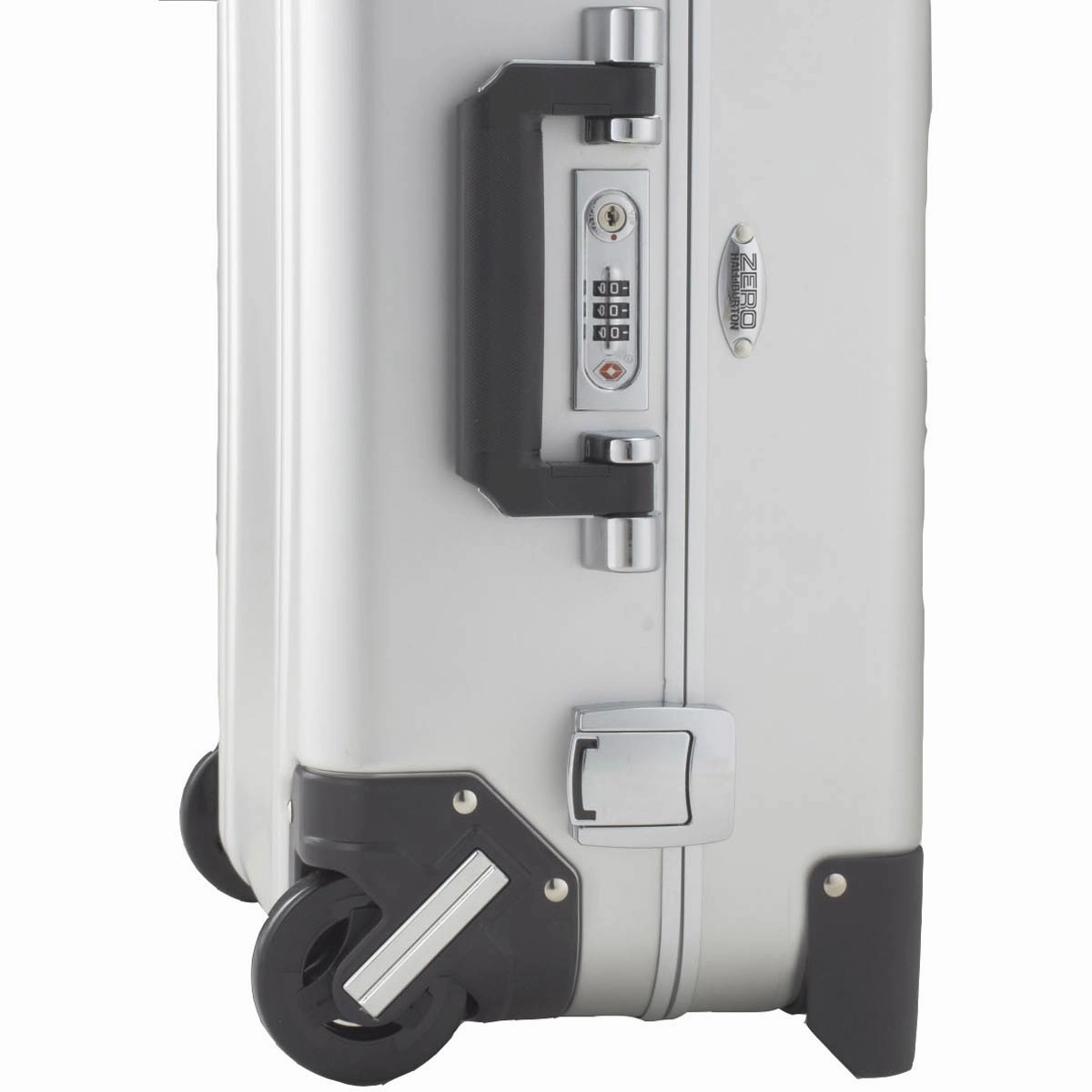 Zero Halliburton Classic Aluminum Carry On 2 Wheeled Travel Case