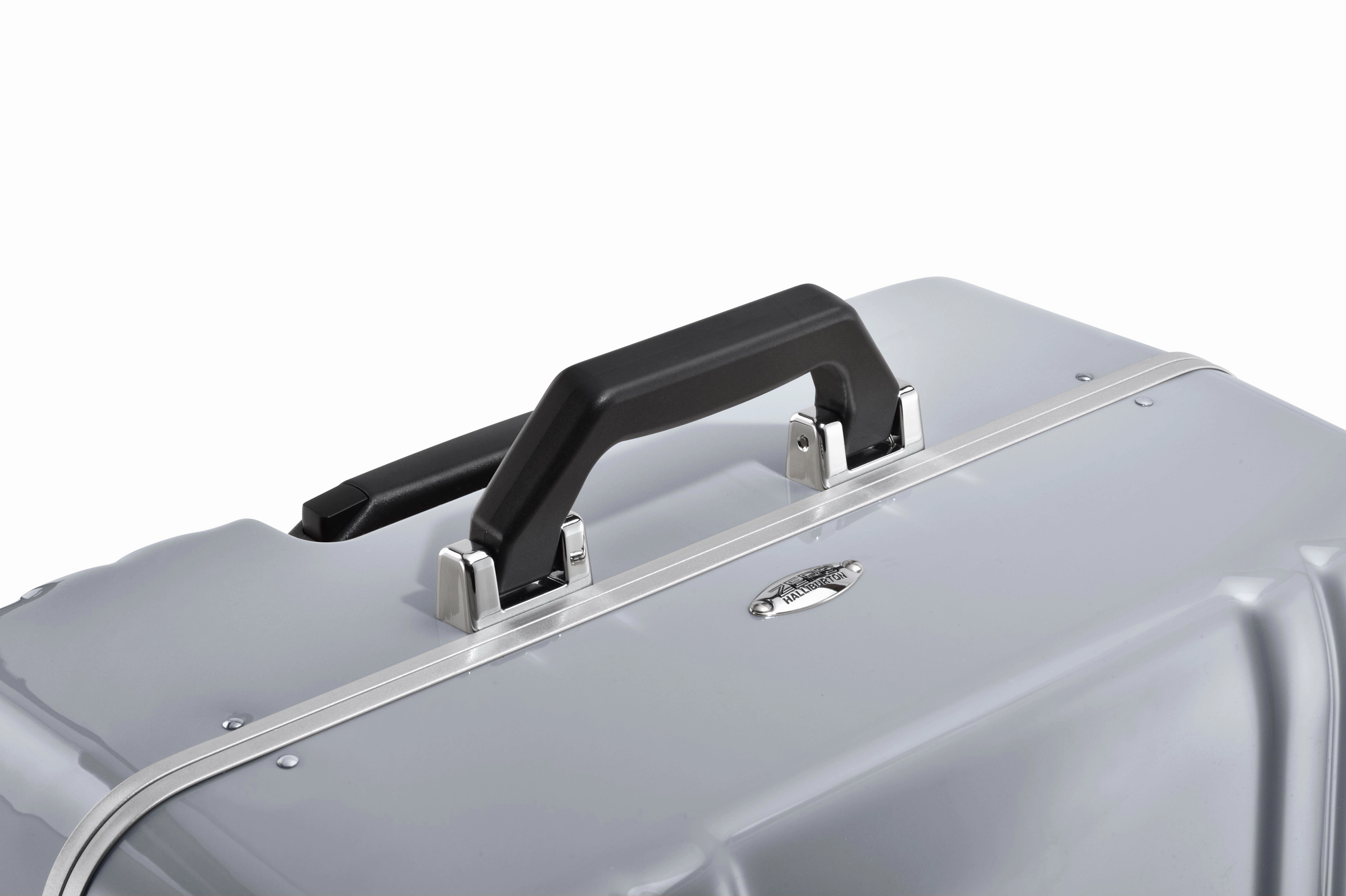 ZERO Halliburton Classic Polycarbonate 2.0 19" 4-Wheel Carry-On Luggage