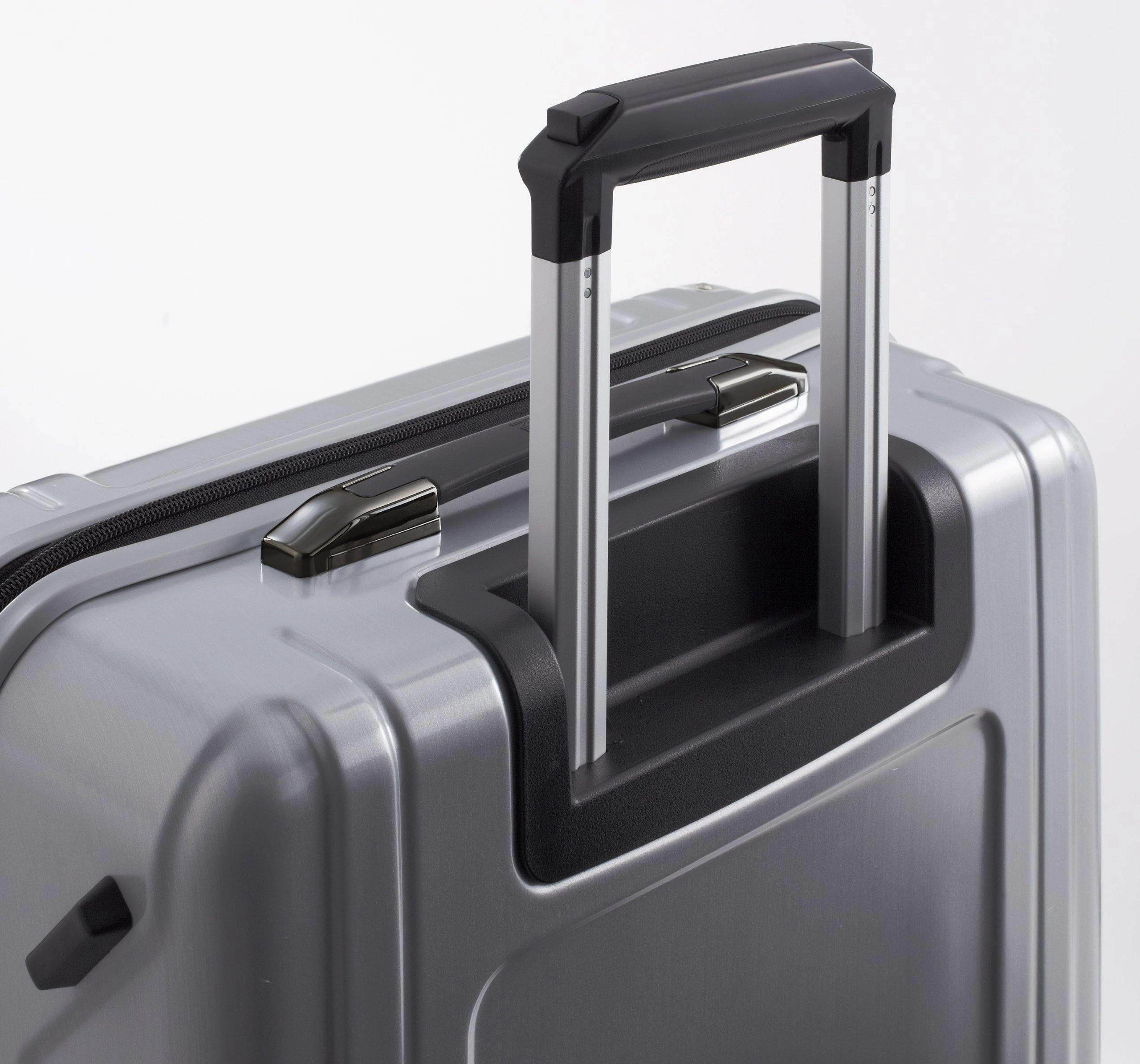 ZERO Halliburton Geo Polycarbonate 26" 4-Wheel Medium Luggage